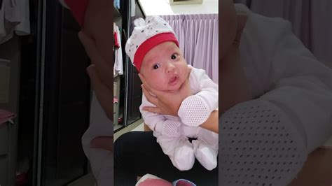 Ungol ng Ungol Habang Nagdudukit si Baby .